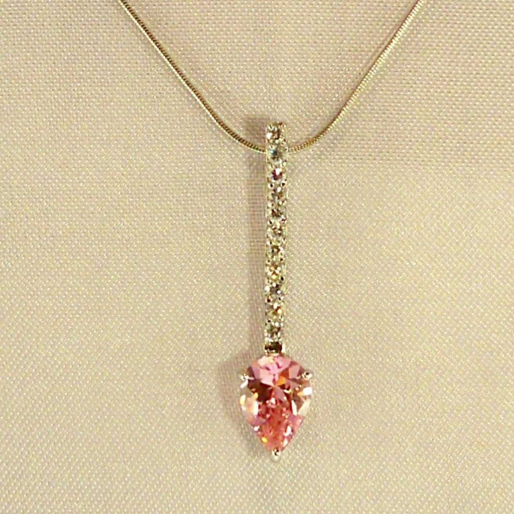 NEW Lite Pink Pear Cut Cubic Zirconias Silver DESIGNER Snake Necklace